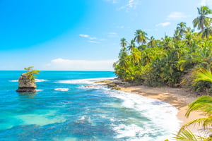 Costa_Rica_Puerto_Viejo_shutterstock_445483960