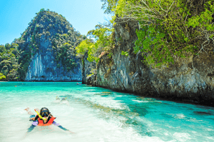 Thailand_Phuket_Krabi_Snorkeling_shutterstock_300968249.png